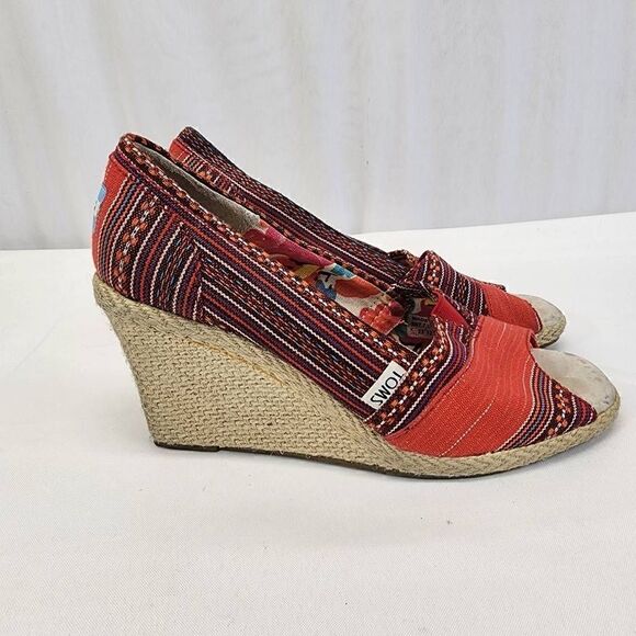Toms Lina Red Aztec Westrern Espadrille Peep Toe Wedges Boho Casual Womens Size - Picture 4 of 9